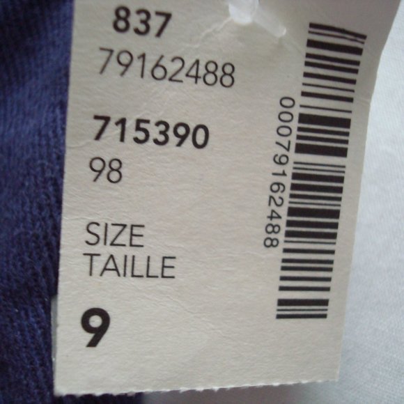 Reitmans slim leg jeans - Picture 5 of 8